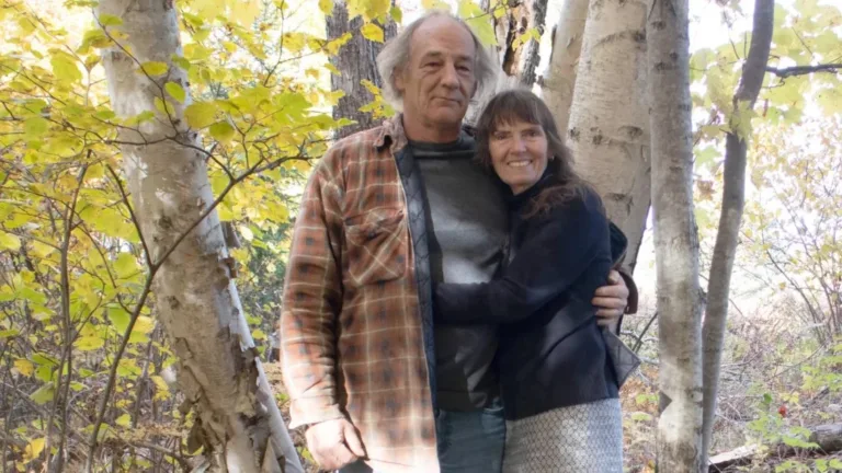 About Us: The Farm-to-Table Chef & The Seasonal Farmer